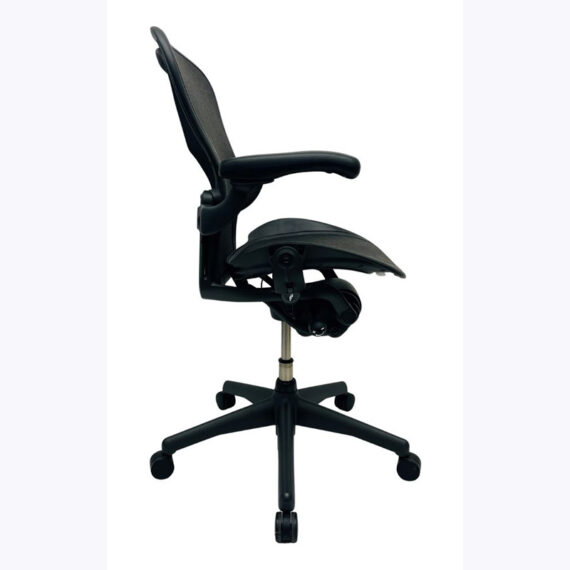 Refurbished Herman Miller bureaustoel Aeron B Antraciet zonder zitneig. - Afbeelding 3